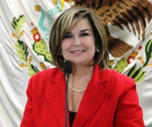 karina a la alcaldia de caborca