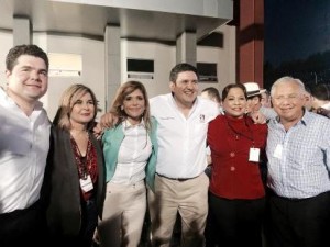 el pri de fiesta con claudia pavlovich karina garcia (1)