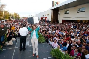 el pri de fiesta con claudia pavlovich karina garcia (4)
