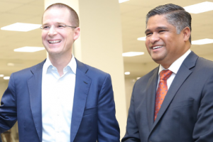 asiste-ricardo-anaya-al-primer-informe-del-alcalde-victor-fuentes-solis